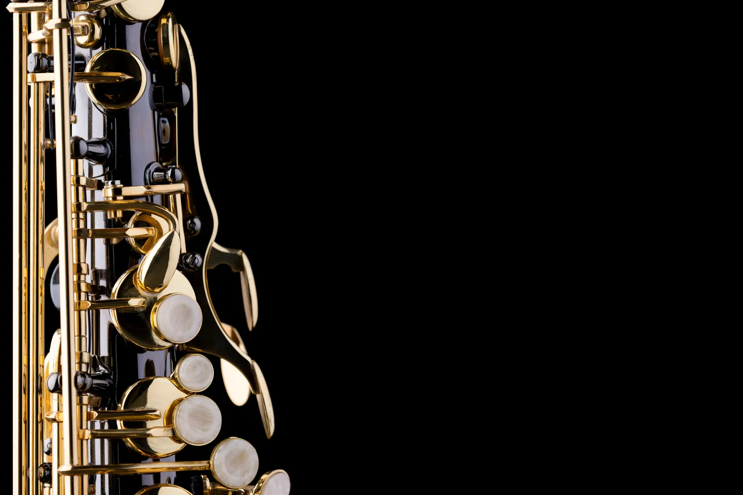 Jak grać na saksofon altowy?